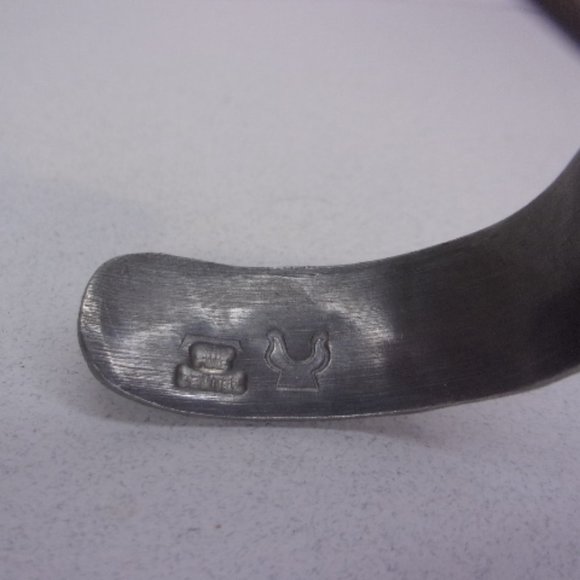 Wendell August Forge Pewter Dogwood Cuff Bracelet - Picture 4 of 8